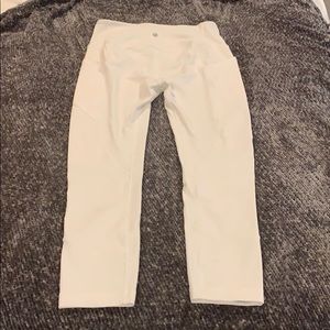 white mid rise 7/8 lululemon leggings size 8